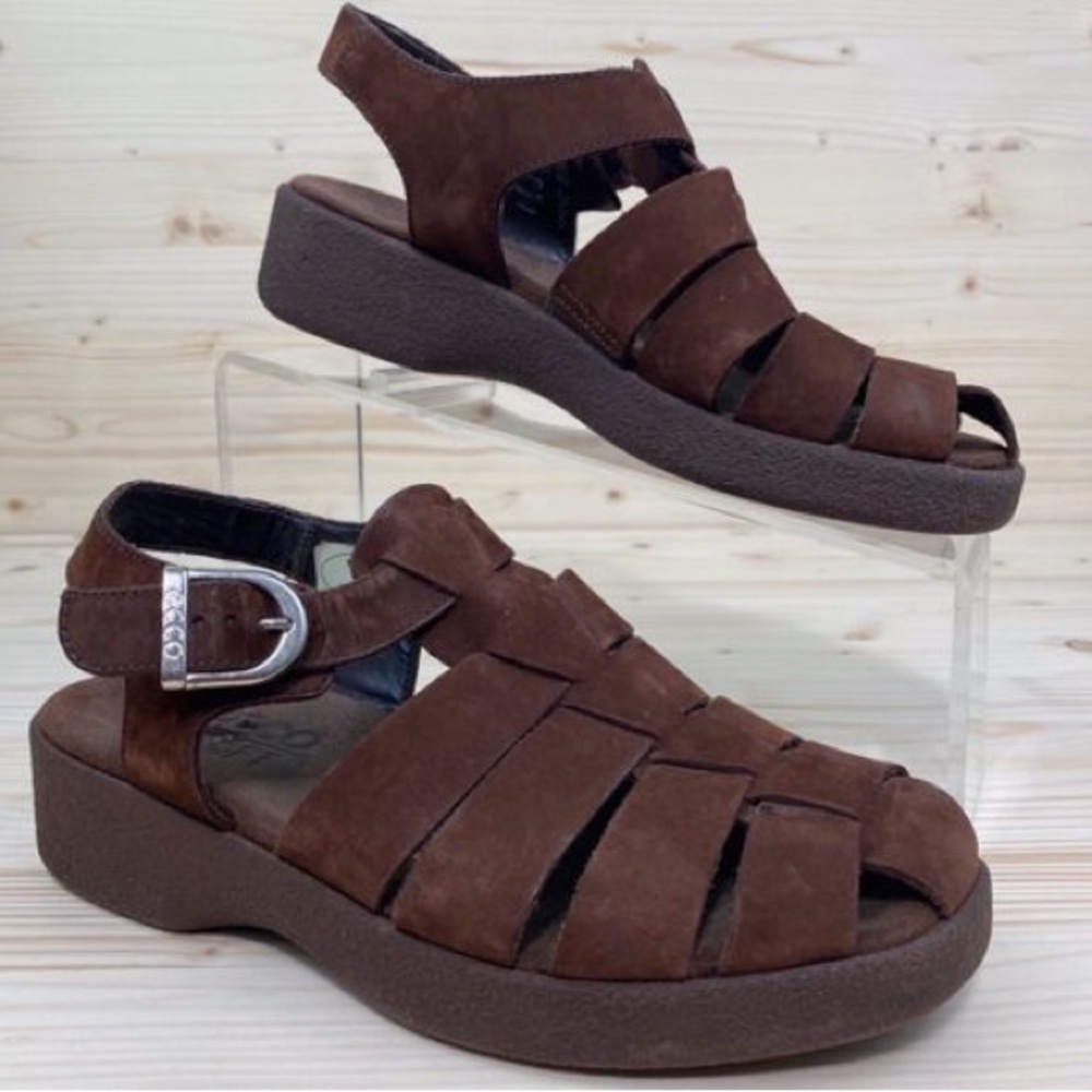 Ecco Soft Brown Closed Toe Leather Sandals - Picture 1 of 10